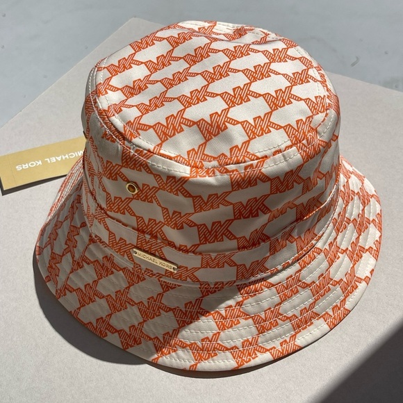 (new+tag) Michael Kors bucket hat MK monogram orange cream one size fits all OS main image 7